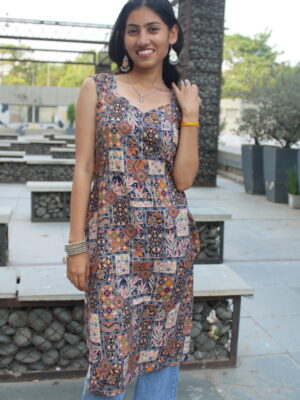 IMG_5706 Echo Essence – Rayon Long Kurti with Digital Designs